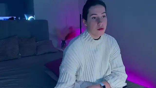 KiraLimme on StripChat 