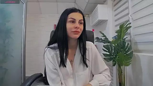 KittieXMoon on StripChat 