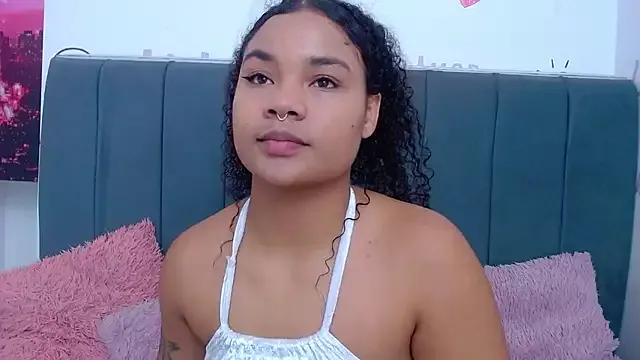 Freechat KittyBrookex on StripChat