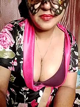 Laaly_Sona on StripChat 