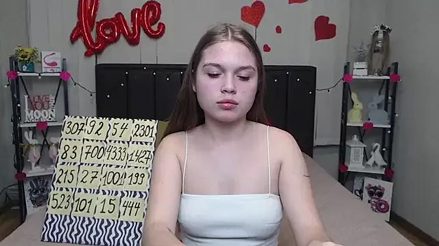 LaraPika on StripChat 