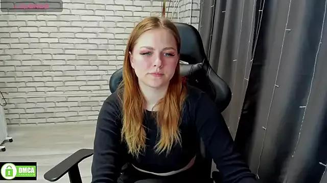 Lasly_Fox on StripChat 