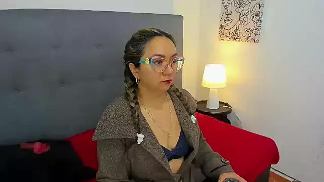 leyla_smithx on StripChat 