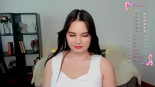 LinaDeLil on StripChat 