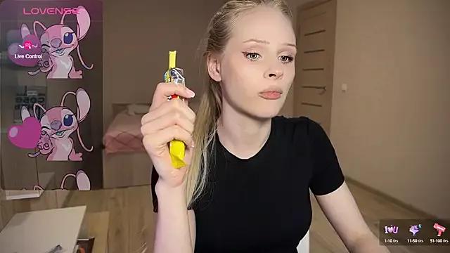 lisa_barbie on StripChat 
