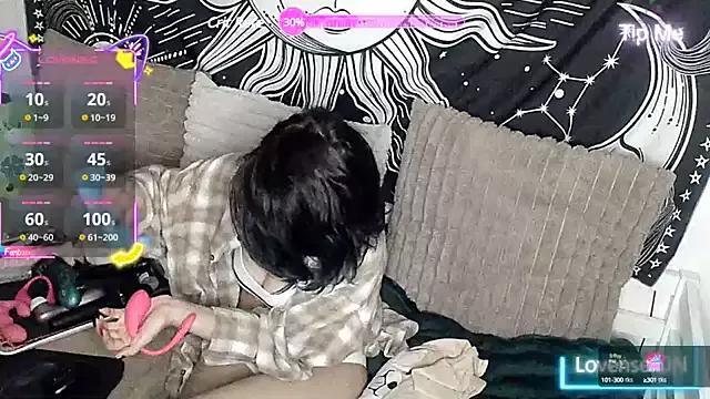 Freechat LisandreLaVenale on StripChat