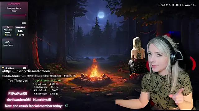 Freechat Lisaonthemoon on StripChat