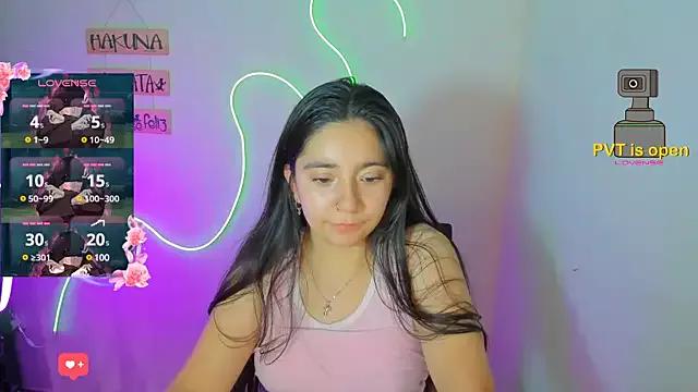 litle_mily_ on StripChat 