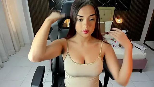 Lolly_18 on StripChat 
