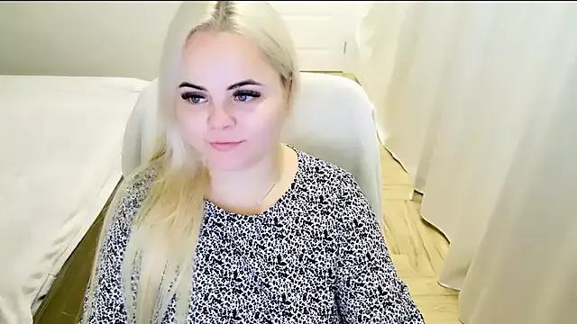 Freechat lovely-eyes on StripChat