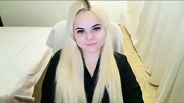 Freechat lovely-eyes on StripChat