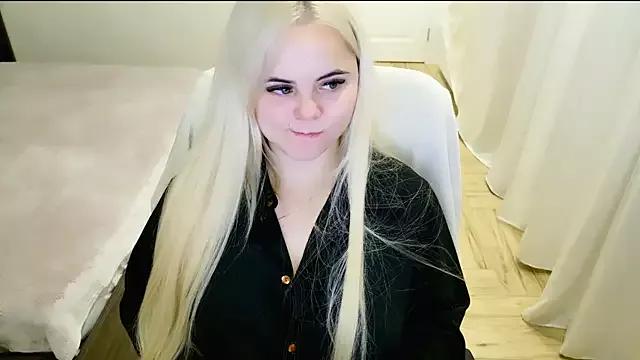 Freechat lovely-eyes on StripChat