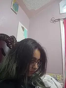 Lovelyrainn from StripChat