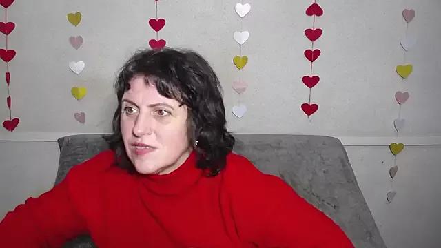 LuciaMii on StripChat 