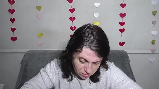 LuciaMii on StripChat 