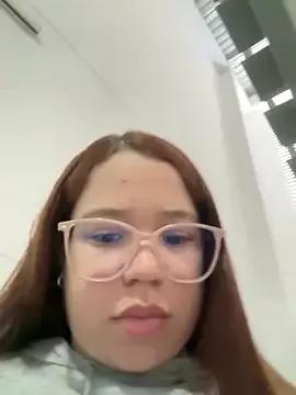 Lucyklein2022 on StripChat 