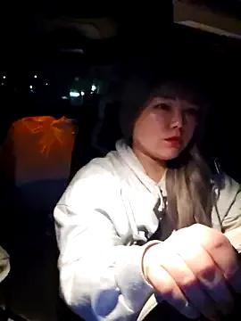 lunahong28 on StripChat 