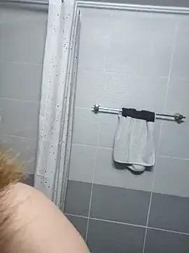 lunahong28 on StripChat 