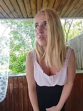 Freechat Madam_Evi on StripChat