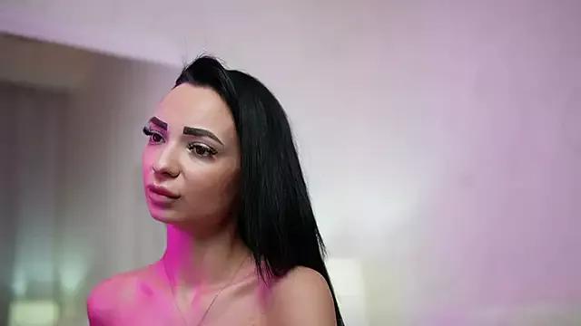 MaraJolie on StripChat 