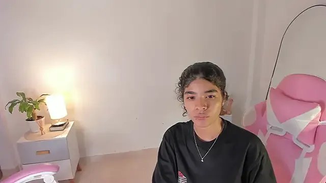 Freechat martina_roldam on StripChat