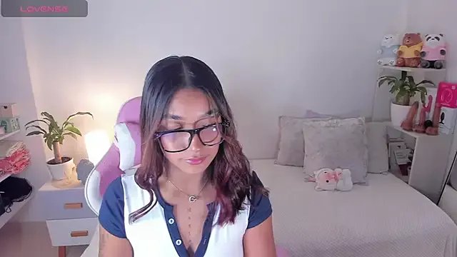 Freechat martina_roldam on StripChat