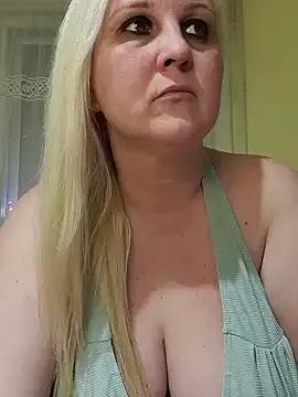 Mayci1984 on StripChat 