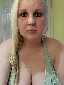 Mayci1984 on StripChat 
