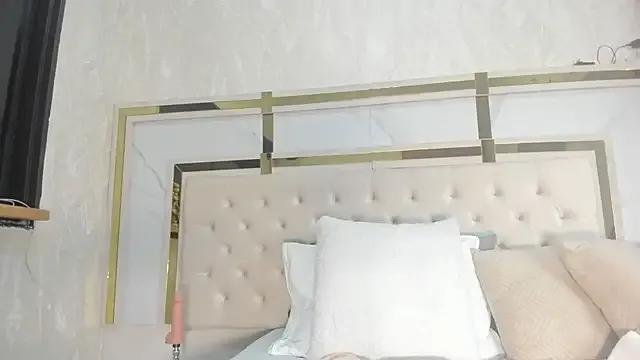 Sexy Megan_rous_ wants you to fuck her body now megan_rous_ from StripChat