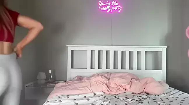 meggsworld on StripChat 