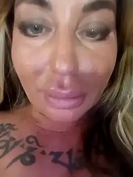 Discover StripChat's MiaMooly MiaMooly from StripChat