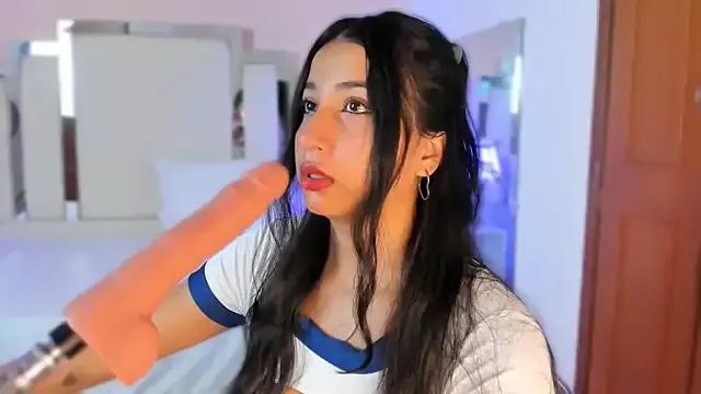 Miliaangeles on StripChat 