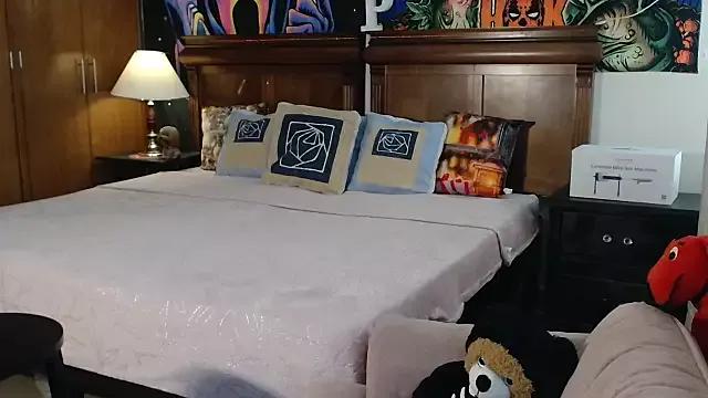 MINI_Petite on StripChat 