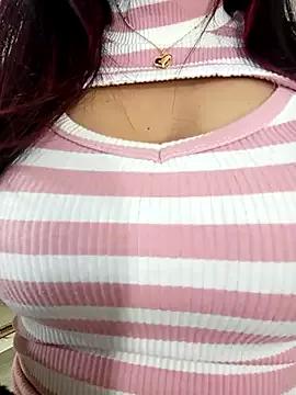 MonicaMoret on StripChat 