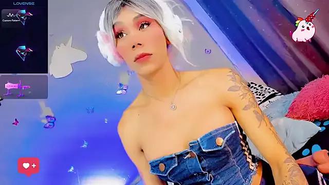 Naugth_channel_ts on StripChat 