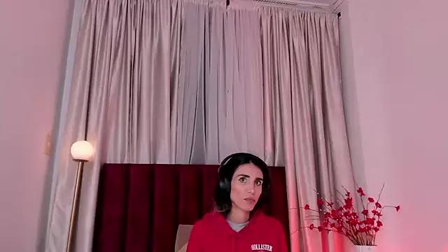 Nina_Cavaali on StripChat 