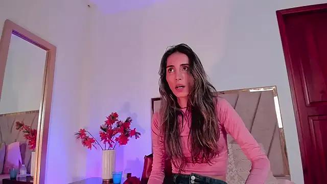 Nina_Cavaali on StripChat 