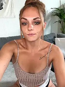 Explore OCTAPUSSY2000, she wants to masturbate for you OCTAPUSSY2000 from StripChat