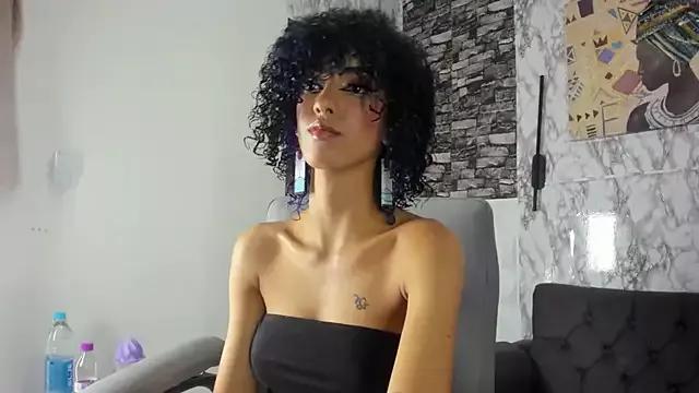 Queen_Cuarxxo on StripChat 