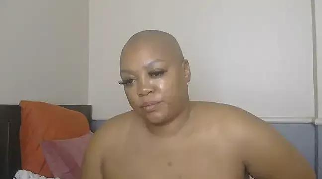 QUEENxJESSI on StripChat 