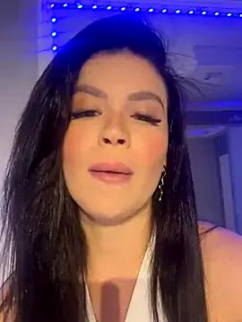 Try Rafaellaz, she wants to masturbate for you Rafaellaz from StripChat