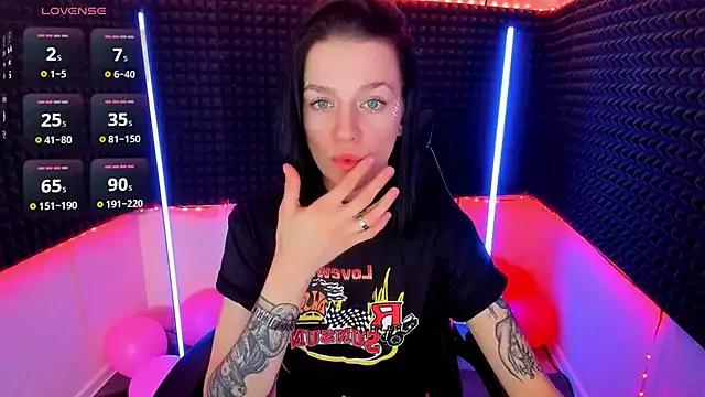 RuthMartine on StripChat 