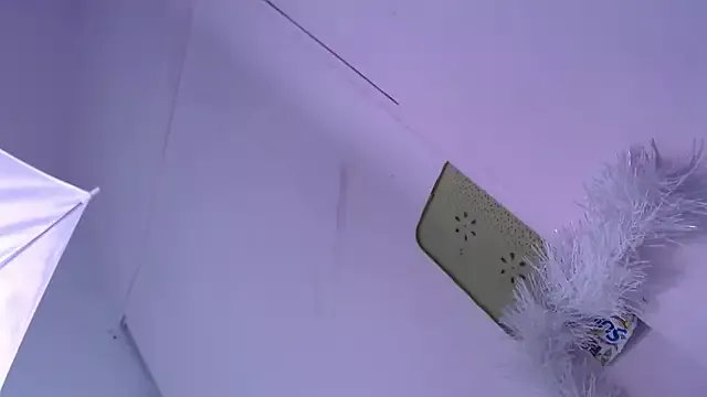 Freechat sarawiliamx on StripChat