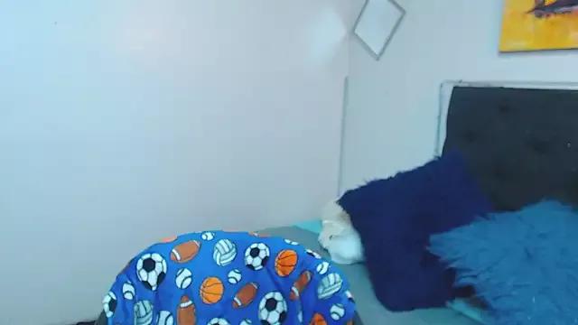 Shanara_s on StripChat 