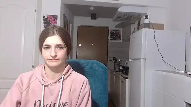 Freechat simyhvn on StripChat