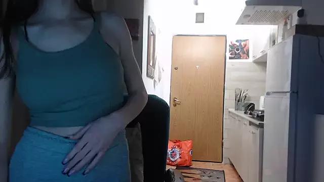 Freechat simyhvn on StripChat