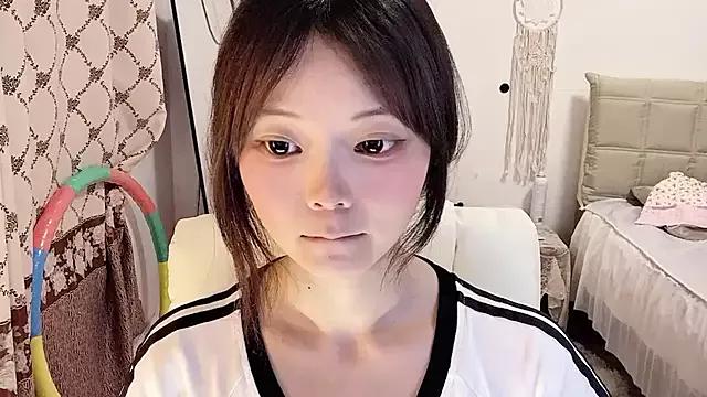 sissieoz-185 on StripChat 
