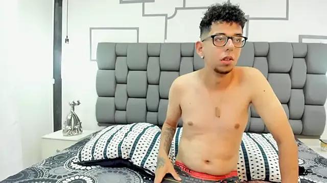 Cute SkarletRuiz from StripChat SkarletRuiz from StripChat