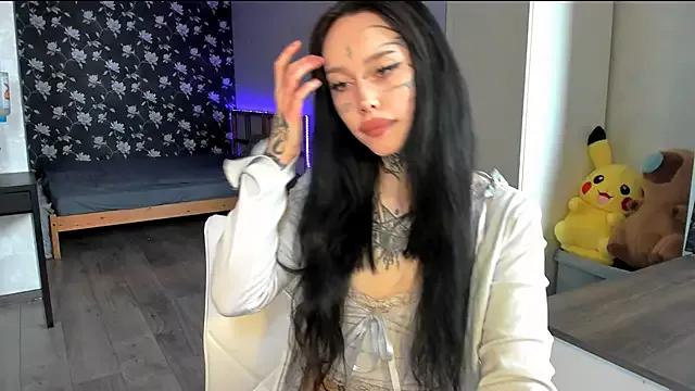 Freechat Somniyaa on StripChat