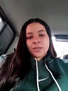 Slutty SophieCurves wants you to fuck their body now SophieCurves from StripChat